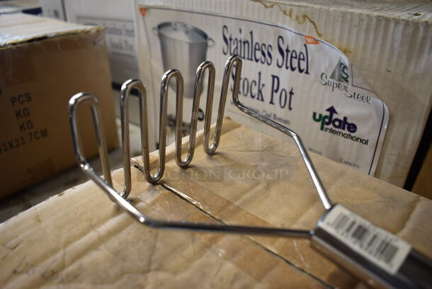 9 BRAND NEW IN BOX! Amco Stainless Steel Mashers. 5.5x3.5x10. 9 Times Your Bid! - Image 2 of 3