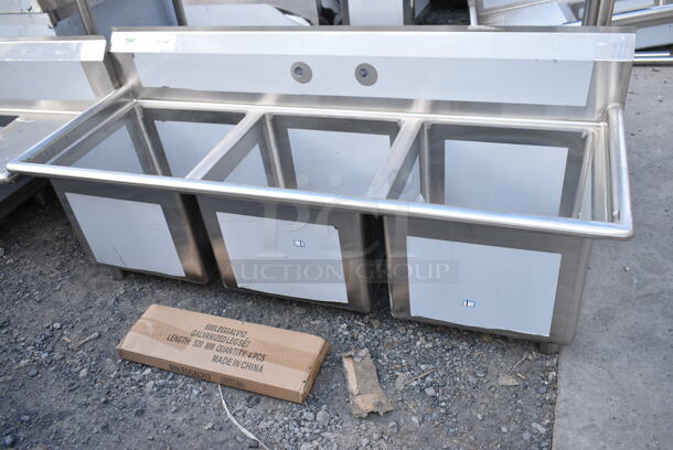 BRAND NEW SCRATCH AND DENT! Regency 600S31818 Stainless Steel 3 Bay Sink. Bays 18x18x14 - Image 2 of 7