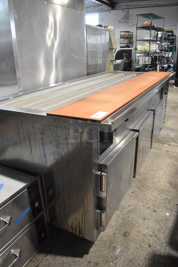 Kairak KBP-915 Sandwich Prep Table With 3 Door Refrigerated Base and Polycoated Racks on Commercial Casters. 115V. Can't Test Due To Cut Cord - Image 2 of 8