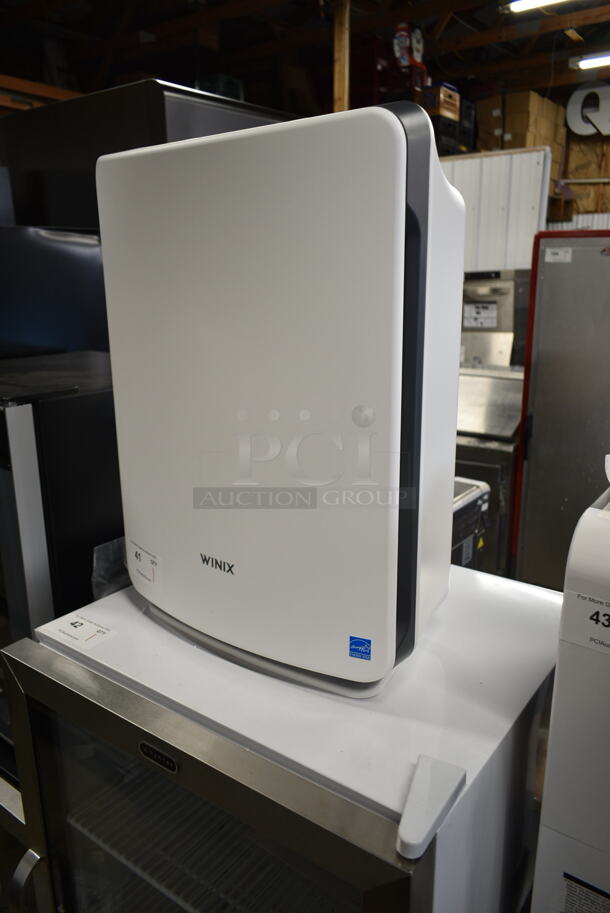 BRAND NEW SCRATCH AND DENT! Winix D480True HEPA 3-Stage Air Purifier. 115 Volts, 1 Phase. Tested and Working! - Image 3 of 7