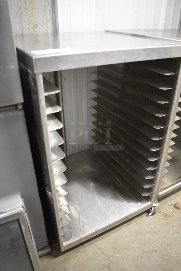 Metal Commercial Pan Transport Rack on Commercial Casters. 19.5x22x32.5 - Image 3 of 4
