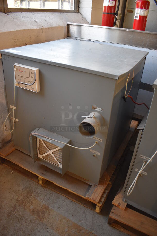 Dwyer Model IAT-300 Metal Commercial Unit w/ Mark II Manometer. 240 Volts, 3 Phase. 34x39x32 - Image 2 of 5