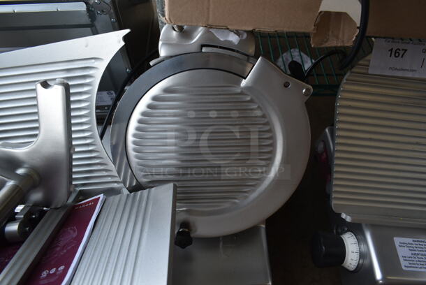 BRAND NEW SCRATCH AND DENT! Estella 348SLM12 Stainless Steel Commercial Countertop Automatic Meat Slicer w/ Blade Sharpener. 120 Volts, 1 Phase. Tested and Working! - Image 3 of 6
