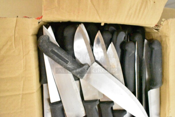 50 SHARPENED Stainless Steel Knives Including Chef Knives. 50 Times Your Bid!  - Image 5 of 5