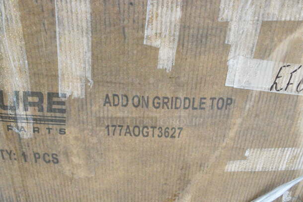 BRAND NEW SCRATCH AND DENT! Avantco 177AOGT3627 35 7/8" x 27" x 4" Add-On 6 Burner Griddle Top. May Be Missing Pieces.  - Image 3 of 3