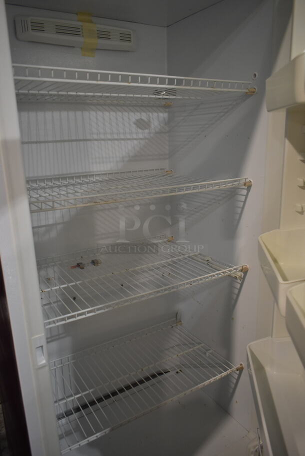 Frigidaire FKFH21F7HWD Metal Single Door Reach In Freezer. 115 Volts, 1 Phase. Tested and Working! - Image 2 of 4