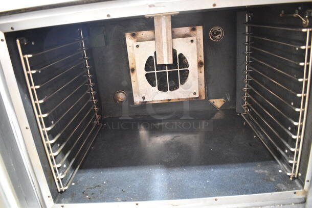 Vulcan Stainless Steel Commercial Natural Gas Powered Full Size Convection Oven w/ View Through Doors and Thermostatic Controls.  - Image 3 of 5