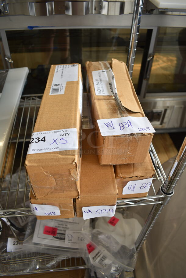 5 Boxes of 6 BRAND NEW SCRATCH AND DENT! Items; SVHML American Metalcraft SVHML 1.5 oz. Hammered Stainless Steel Vintage Ladle. 5 Times Your Bid! - Image 2 of 7