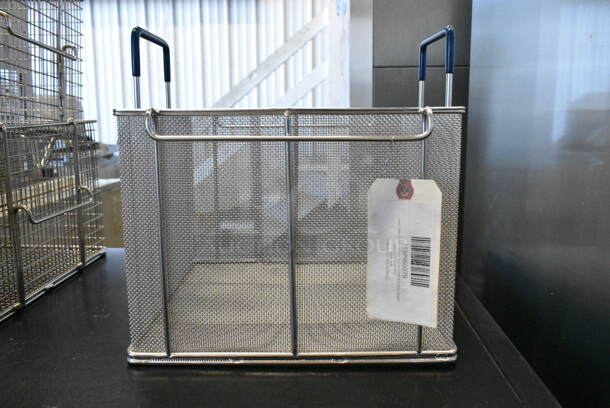 4 BRAND NEW SCRATCH AND DENT! Items; 119P980009 Anets P9800-09 13 3/4" x 12 1/4" x 5 1/2" Full Size Fryer Basket with Front Hook, 119P980079 Anets P9800-79 12" x 12" x 9" Stainless Steel Bulk Pasta Basket, 85317801 Henny Penny 17801 Basket for PFG600 Fryers, 85319501 Henny Penny 19501 Basket for PFE500 Fryers. 4 Times Your Bid! - Image 9 of 10