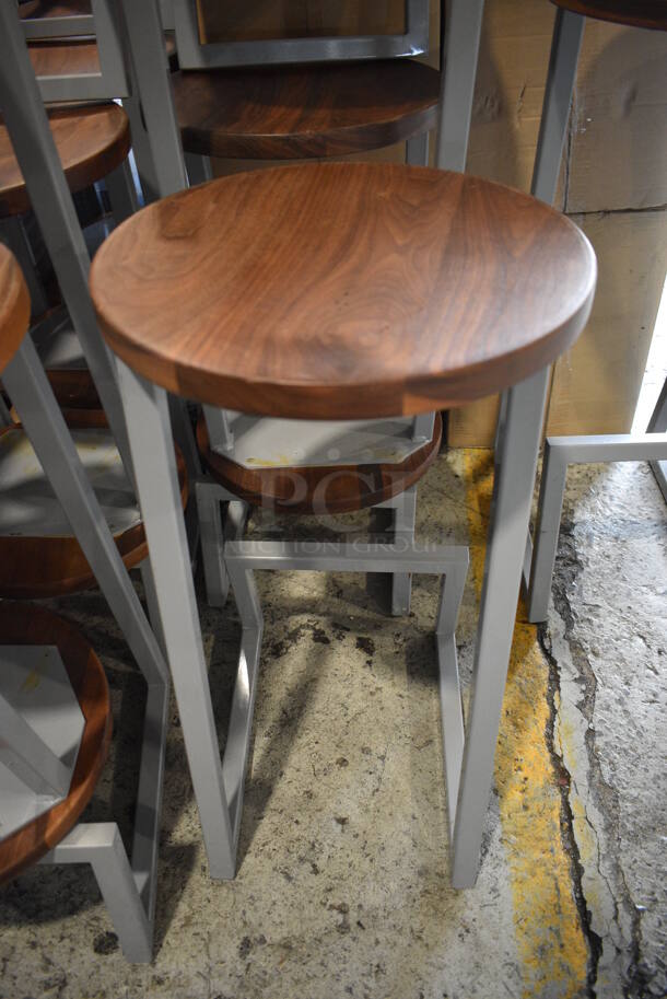 4 Gray Metal Stools w/ Wooden Seat. 1 Seat Needs To Be Reattached. 13x14x25.5. 4 Times Your Bid!