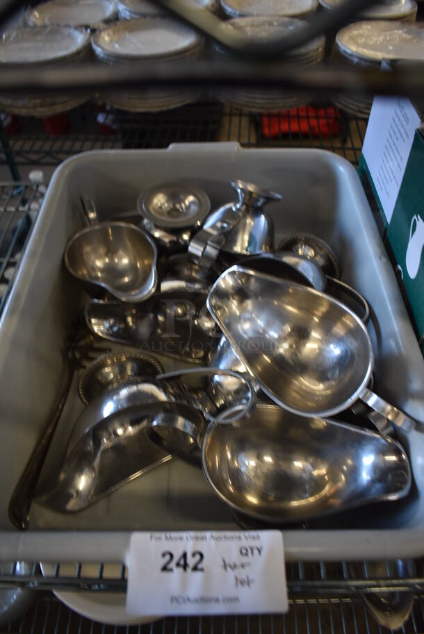 ALL ONE MONEY! Tier Lot of Various Items Including Metal Gravy Boats and Choice Beverage Server Urns - Image 5 of 5
