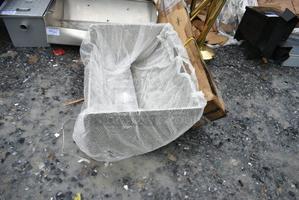BRAND NEW SCRATCH AND DENT! Stainless Steel Roll Top Lid - 2 Pieces.  - Image 7 of 9