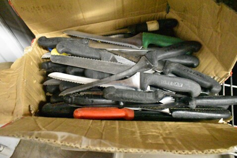 75 SHARPENED Stainless Steel Knives Including Serrated Bread Knives. 75 Times Your Bid! 