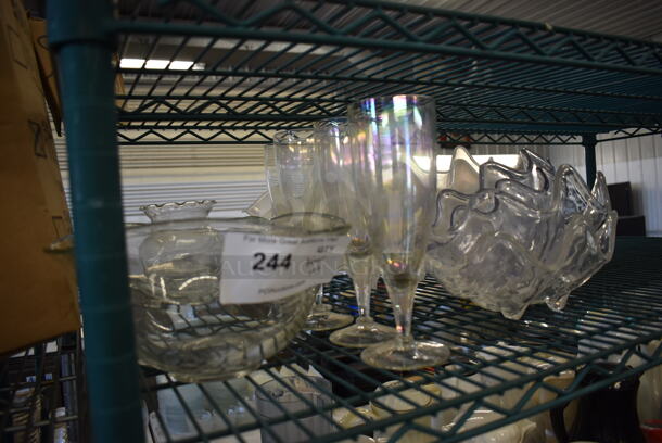 ALL ONE MONEY! Tier Lot of Various Items Including Glassware - Image 3 of 5