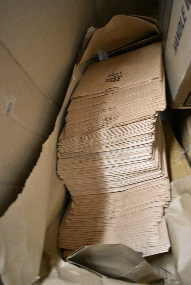 PALLET LOT of 15 BRAND NEW Boxes Including Noble 394365XL Noble Products Powder-Free Disposable Clear Vinyl Gloves for Foodservice - Extra Large - 1000/Case, Dart Performer Foam Hinged Lid Containers, 612509HD Round Heavy Weight Foil Take-Out Pan, 395TO9121 Compartment Take-Out Container, Brown Bags, Cardboard Boxes. 15 Times Your Bid! - Image 8 of 9