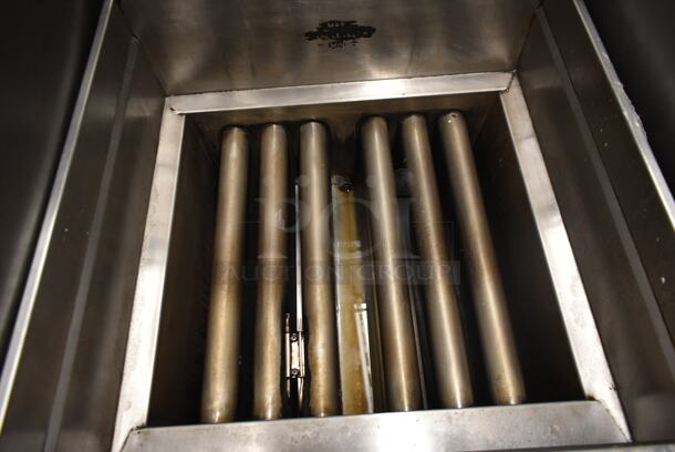 2016 Pitco Frialator SGM24 Stainless Steel Commercial Floor Style Natural Gas Powered 140 Pound Capacity Deep Fat Fryer. 165,000 BTU. - Image 2 of 6