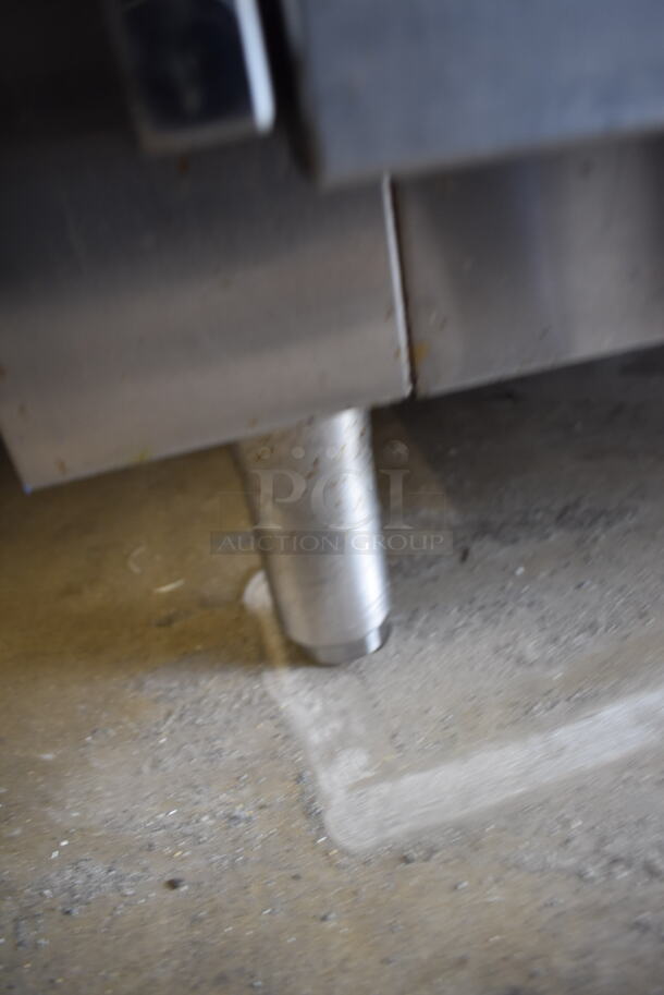 Traulsen Stainless Steel Commercial 4 Half Size Door Reach In Warming Cabinet. 208 Volts, 1 Phase. 58x35x83 - Image 8 of 8