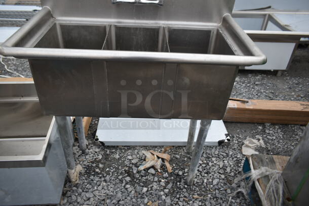 Stainless Steel Commercial 3 Bay Sink w/ Faucet and Handles. Bays 10x14 - Image 4 of 4