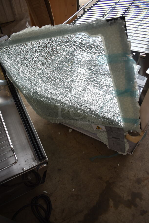 BRAND NEW SCRATCH AND DENT! Avantco 360BCS60HCW 60" White Refrigerated Square Countertop Bakery Display Case with LED Lighting. See Pictures for Damage. Tested and Powers On But Does Not Get Cold - Image 7 of 8