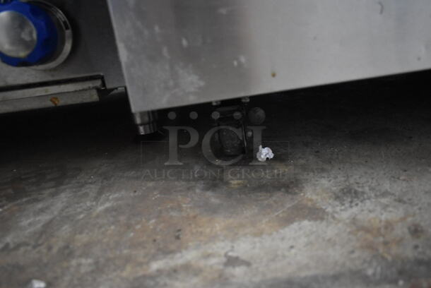 2020 Atosa MGF8401GR Stainless Steel Commercial Undercounter Single Door Cooler on Commercial Casters. 115 Volts, 1 Phase. Tested and Working! - Image 4 of 6