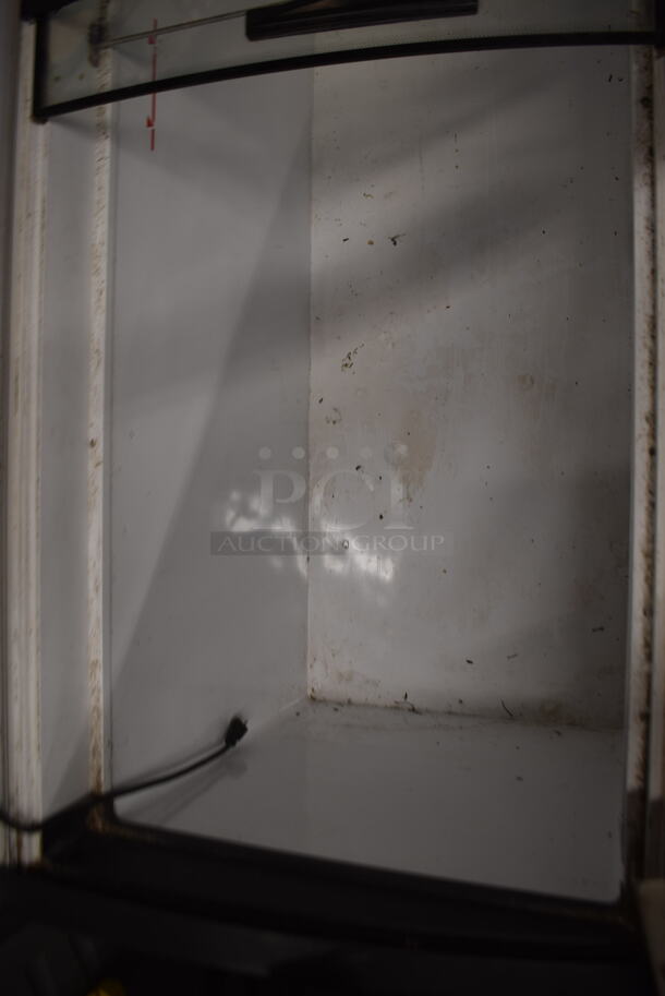 Maxx Cold MXF72CHC-8 Commercial Electric White Ice Cream Merchandiser Freezer. 115V, 1 Phase. Tested and Does Not Power On - Image 4 of 6