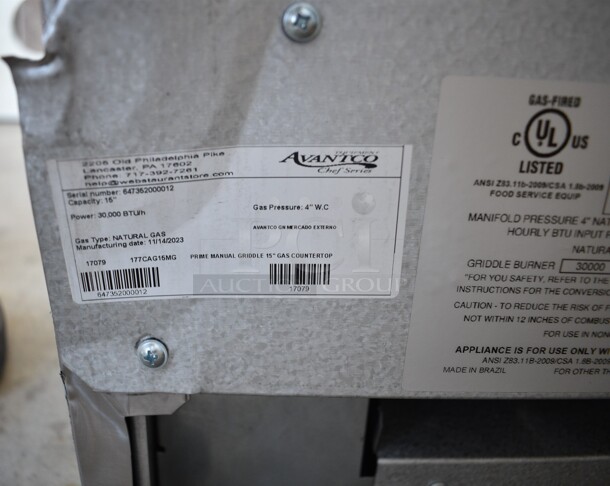 BRAND NEW SCRATCH AND DENT! 2023 Avantco 177CAG15MG Chef Series CAG-15-MG 15" Countertop Gas Griddle with Manual Controls. 30,000 BTU - Image 7 of 8