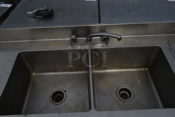 Stainless Steel Commercial 2 Bay L Shaped Sink w/ Faucet and Handles. Bays 18x16x10  - Image 3 of 4