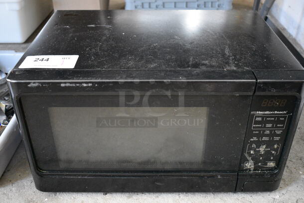 Hamilton Beach P100N30AP-S3B Countertop Microwave Oven w/ Plate. 120 Volts, 1 Phase. 21x15x12