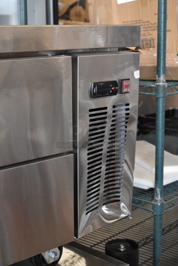 BRAND NEW SCRATCH AND DENT! 2023 Avantco 178CBE72HC Stainless Steel Commercial 4 Drawer Chef Base on Commercial Casters. 115 Volts, 1 Phase. Tested and Working! - Image 4 of 9