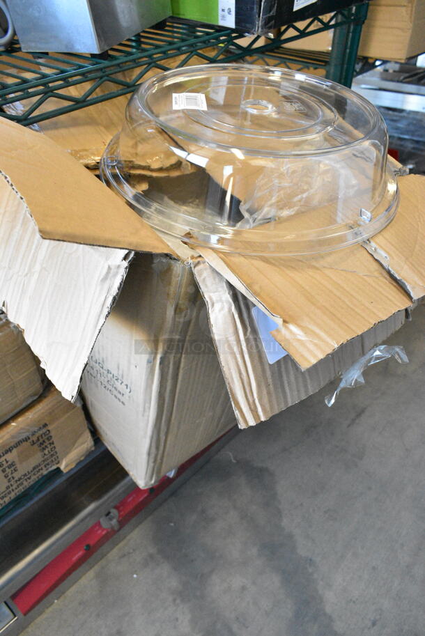 Box of 24 BRAND NEW SCRATCH AND DENT! Choice 260PCCOV11 11" Clear Polycarbonate Plate Cover  - Image 2 of 5