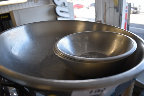 5 Various Metal Mixing Bowls, Includes 14.5x14.5x3.5. 5 Times Your Bid! - Image 2 of 3