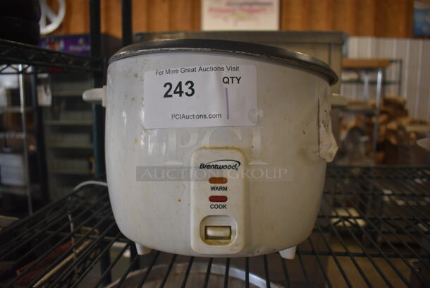 Brentwood TS-480S Metal Countertop Rice Cooker. 120 Volts, 1 Phase. 13x10x9 - Image 5 of 5