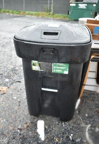 BRAND NEW SCRATCH AND DENT! Toter Poly 96 Gallon Trash Can.