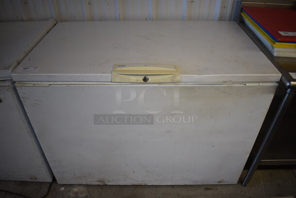 Kenmore White Metal Chest Freezer. 48x30x35. Tested and Working!
