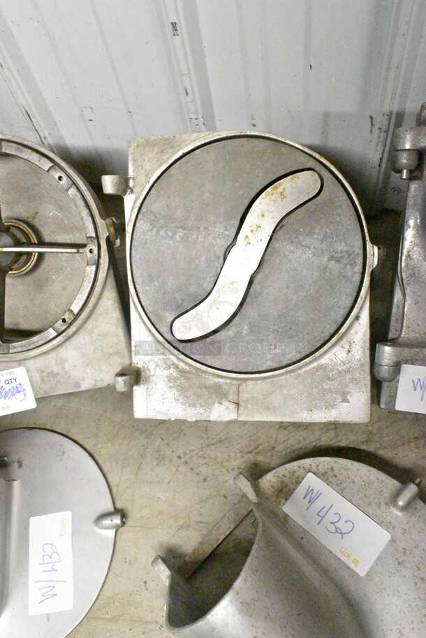 3 Metal Commercial Pelican Heads. See Pictures for What's Included. 3 Times Your Bid!  - Image 4 of 8