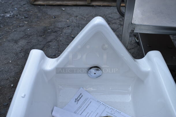 BRAND NEW SCRATCH AND DENT! American Standard Washbrook FloWise 6590001EC.020 Vitreous China Washout Universal Urinal with EverClean and Top Spud Inlet - 0.125 to 1.0 GPF - Image 5 of 10