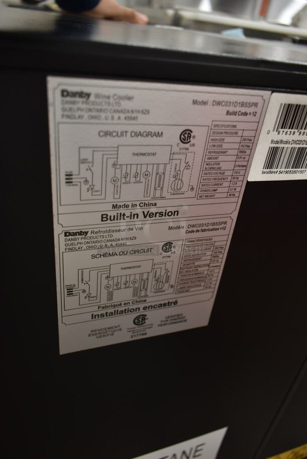 BRAND NEW SCRATCH AND DENT! Danby Silhouette DWC031D1BSSPR Stainless Steel Built In 28 Bottle Wine Cooler Merchandiser. 115 Volts, 1 Phase. Tested and Working! - Image 4 of 4