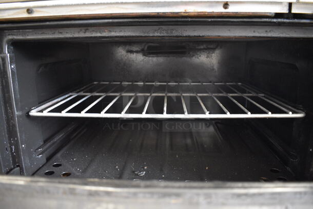 Garland Metal Commercial Natural Gas Powered 10 Burner Range w/ 2 Ovens, Over Shelf and Back Splash. 60x31x58 - Image 6 of 8