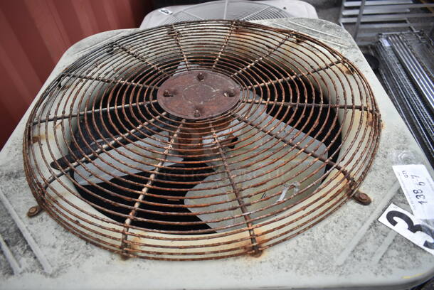 Payne PH13NR060000ACAA Metal Commercial Heat Pump. 208/230 Volts, 1 Phase.  - Image 3 of 6