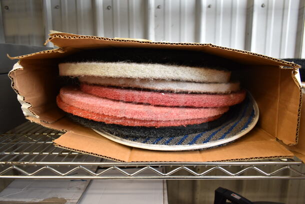 ALL ONE MONEY! Lot of Various Round Scrubber / Floor Maintenance Pads - Image 2 of 4