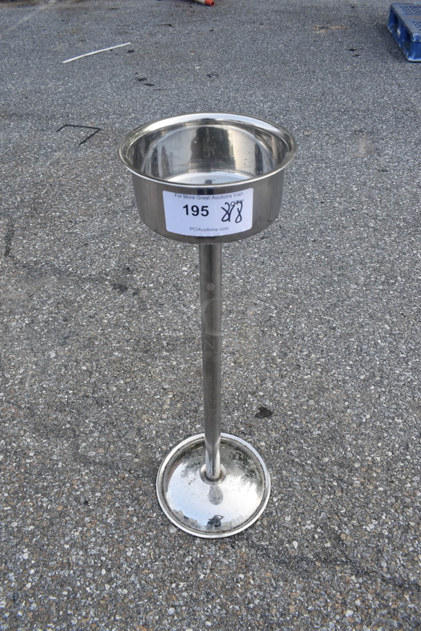 Metal Ice Bucket Stand. - Image 1 of 4