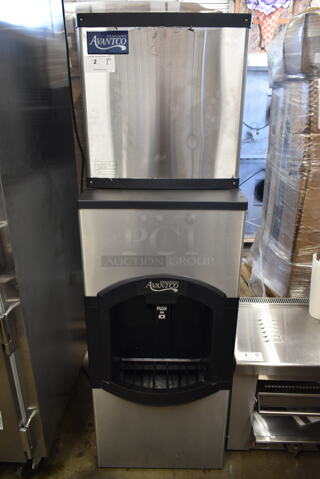 BRAND NEW SCRATCH AND DENT! Avantco 194MCF322A Stainless Steel Commercial Ice Head on Avantco 194HBN12022 Stainless Steel Commercial Hotel Ice Dispenser 120 lb. Capacity. 115 Volts, 1 Phase. 