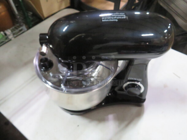 One Cook Lee 8.5 Quart Stand Mixer With Bowl, Guard, Hook, Paddle, And Whip. #SM-1522NM - Image 2 of 6