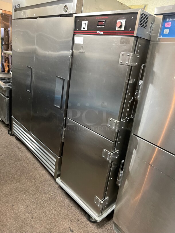 Working! Bevles Full Size Commercial Heated Cabinet Hot Food Bevles NSF CA70 Warmer Transport NSF 115 Volt Tested and Working! - Image 3 of 6
