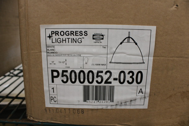 BRAND NEW IN BOX! Progress Lighting P500052-030 Light Fixture. 