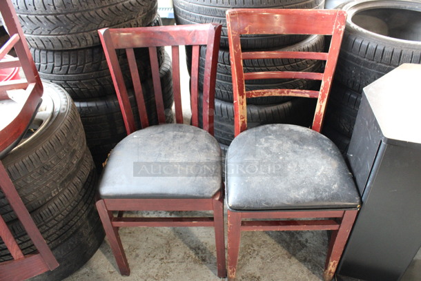 4 Wooden Dining Chairs. 17x17x33, 17x17x35. 4 Times Your Bid!