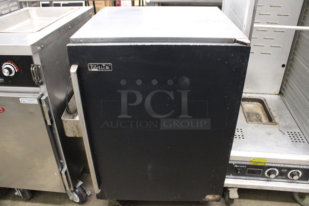 Perlick Model HC24WS Metal Commercial Single Door Undercounter Cooler w/ Left Side Speedwell on Commercial Casters. 115 Volts, 1 Phase. 27x25x38. Tested and Working!