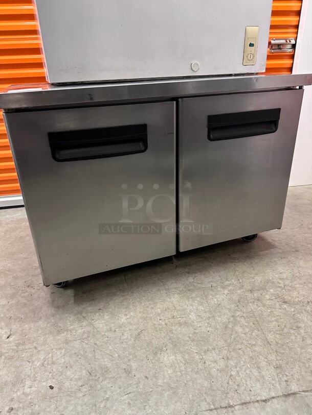 Working! Blue Air BLUR48-HC 48 inch 2 Section Undercounter Refrigerator 115 Volt NSF Tested and Working! - Image 2 of 9