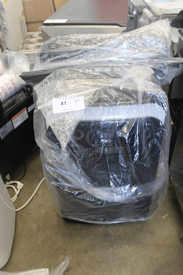 BRAND NEW SCRATCH AND DENT! Arctic King WPPD14CR9N 14,000 BTU Portable Air Conditioner. 115 Volts, 1 Phase. Tested and Working! - Image 7 of 7