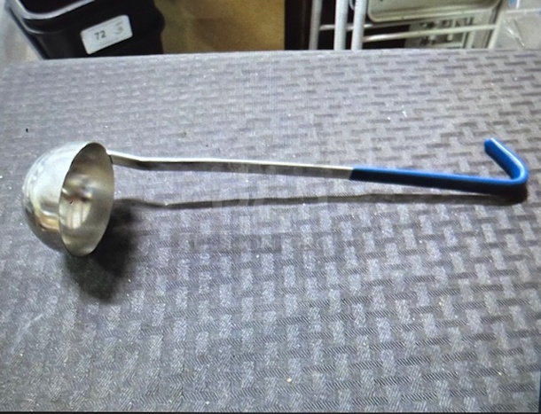 NEW Vollrath Stainless Steel 2oz Ladle. 3XBID - Image 1 of 1